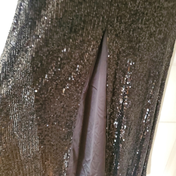 Rosaleen Sequin Ruched Gown - Picture 3 of 3